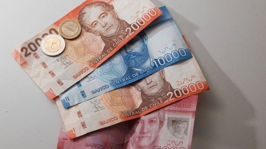 Baja del IPC: UF disminuirá $76,8 en febrero 2025