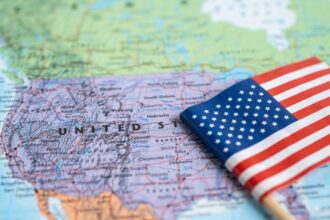 Problema resuelto: Chilenos ya pueden viajar a Estados Unidos sin visa