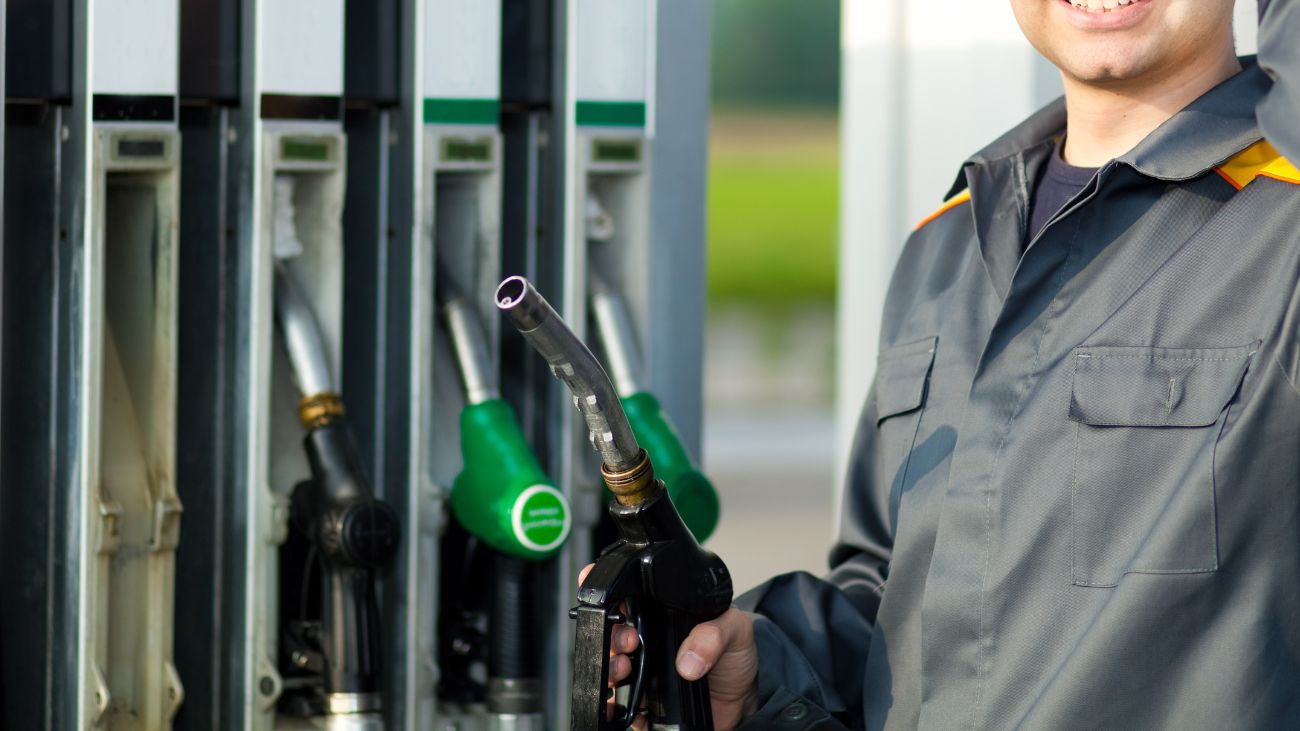 Precios de la gasolina suben, ¡pero hay descuentos en combustible! Precios de la gasolina suben, ¡pero hay descuentos en combustible!