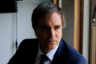 Polémica propuesta de retrasar aumento en Pensión Garantizada Universal