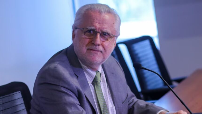 Máximo Pacheco defiende acuerdo con SQM para explotación de litio - Tercer trimestre clave para la firma definitiva