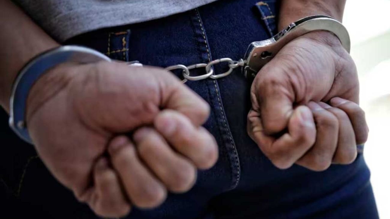 Detenido tras falsa amenaza de bomba en supermercado de Buin Detenido tras falsa amenaza de bomba en supermercado de Buin