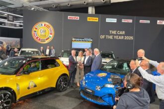 Renault gana premio Coche del Año en Europa por segundo año consecutivo