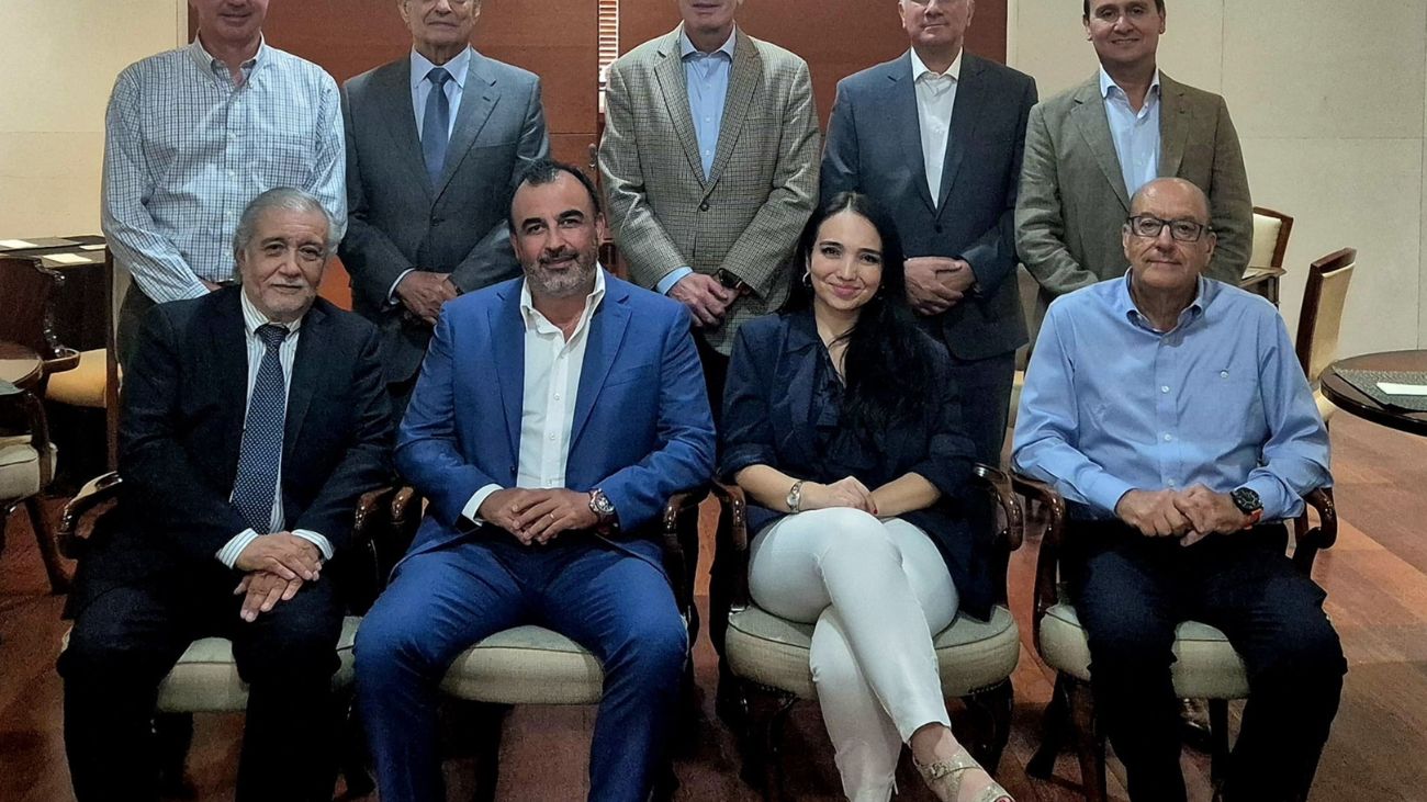 Nuevos directores de APRIMIN para el periodo 2025 - 2026 Nuevos directores de APRIMIN para el periodo 2025 - 2026