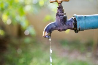 Prohibición de consumo de agua por altos niveles de arsénico