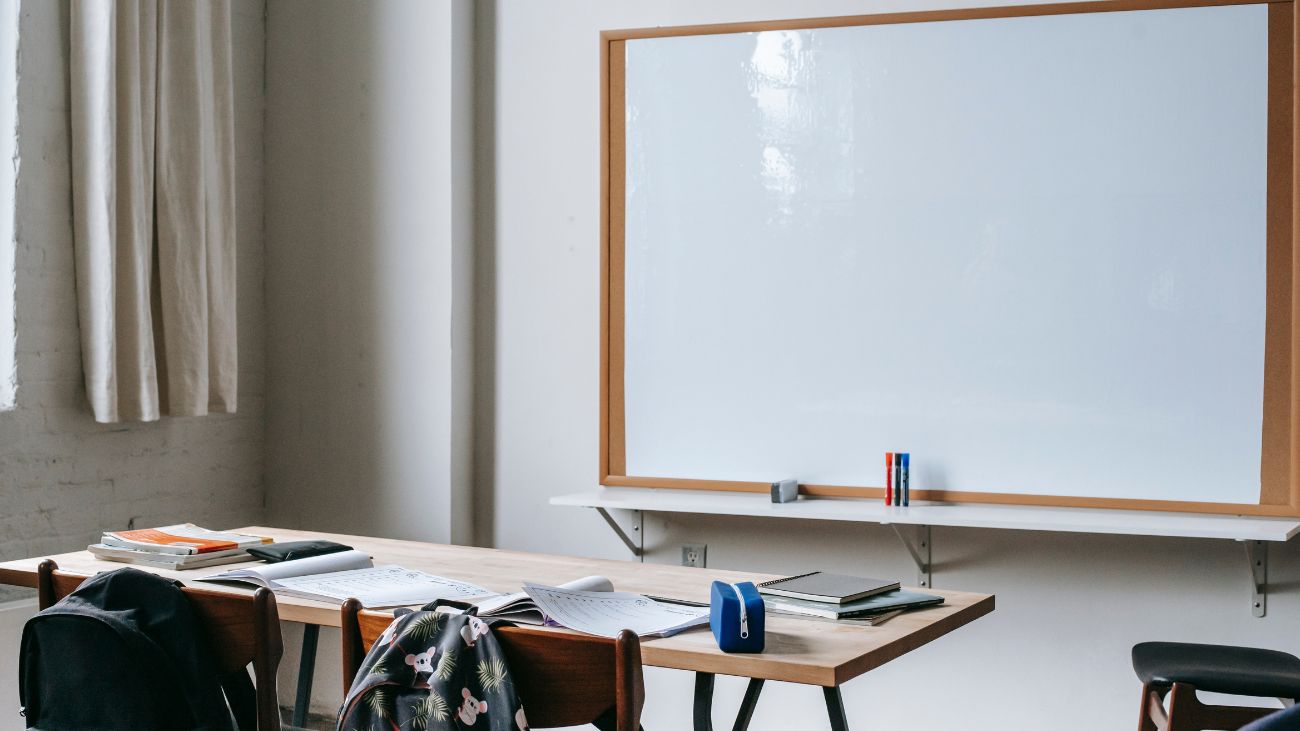 Calendario escolar 2025: Fechas de inicio y vacaciones por región Calendario escolar 2025: Fechas de inicio y vacaciones por región