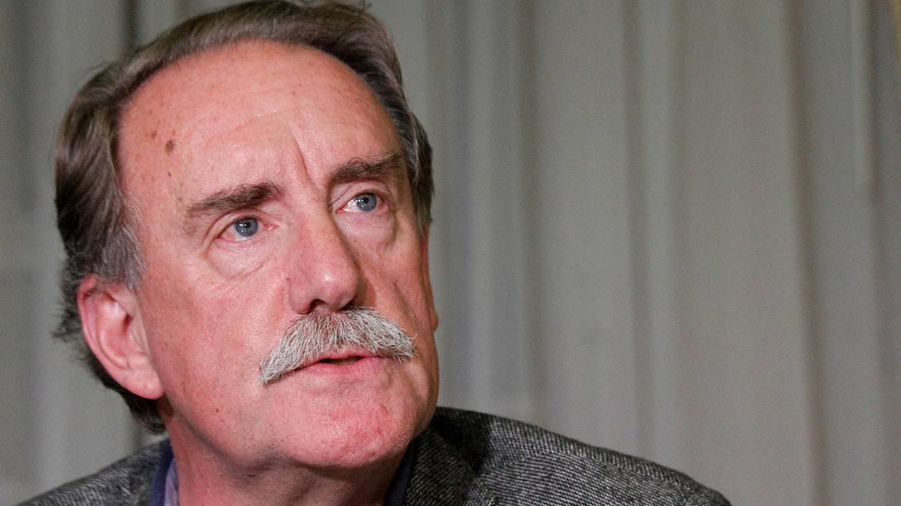 Eduardo Artés critica a Gabriel Boric por difundir "noticia falsa"