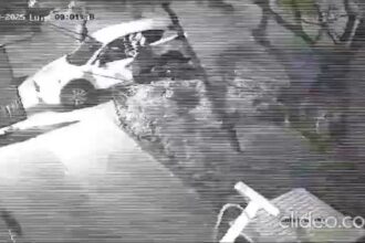 Delincuentes roban vehículo en Lo Espejo y protagonizan encerrona en Maipú