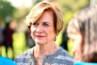 Evelyn Matthei respaldará acuerdo en pensiones pese a cuestionamientos previos