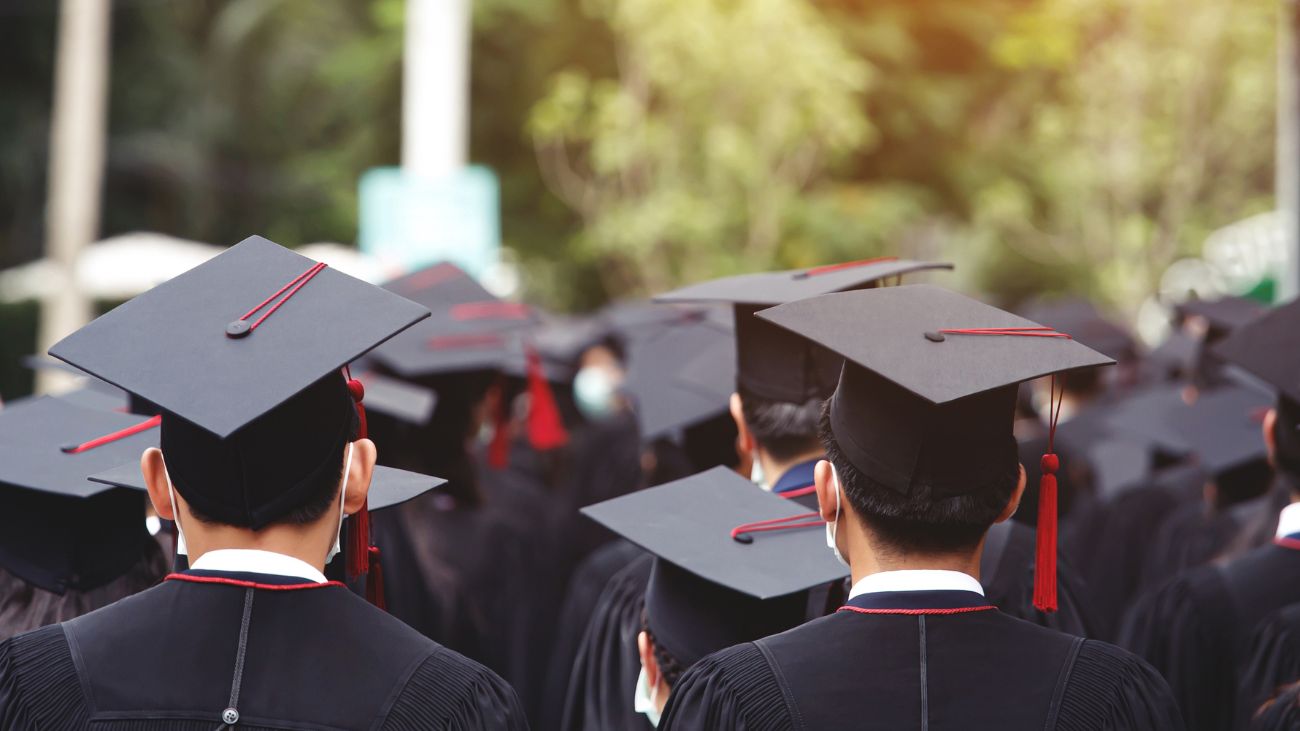 Las 3 Carreras Universitarias que Más Benefician a la Sociedad Las 3 Carreras Universitarias que Más Benefician a la Sociedad