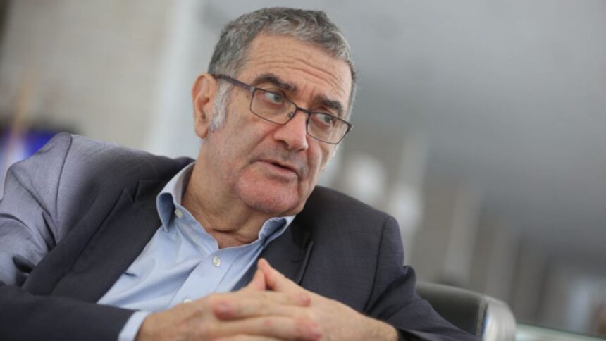 Robo del celular del Nobel Serge Haroche: investigación en marcha