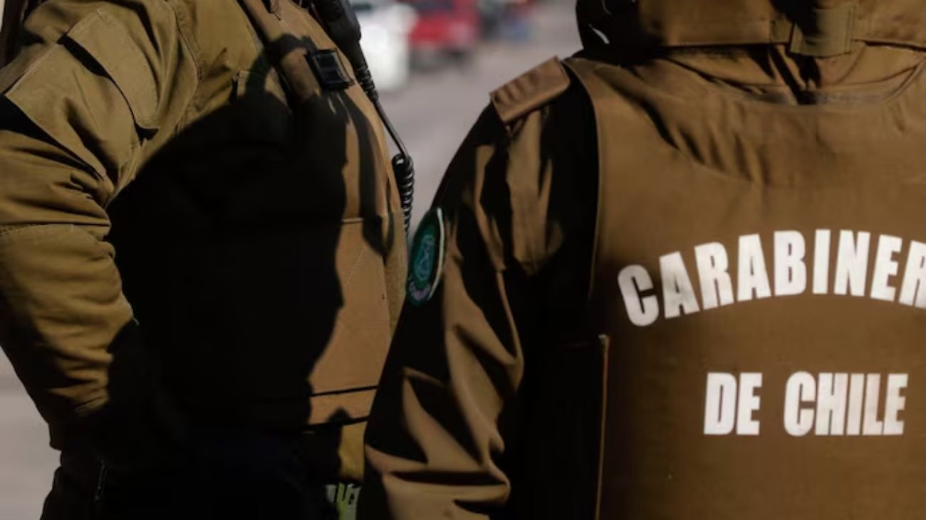 Detienen a hombre con 2 mil dosis de cocaína en Cerro Navia Detienen a hombre con 2 mil dosis de cocaína en Cerro Navia