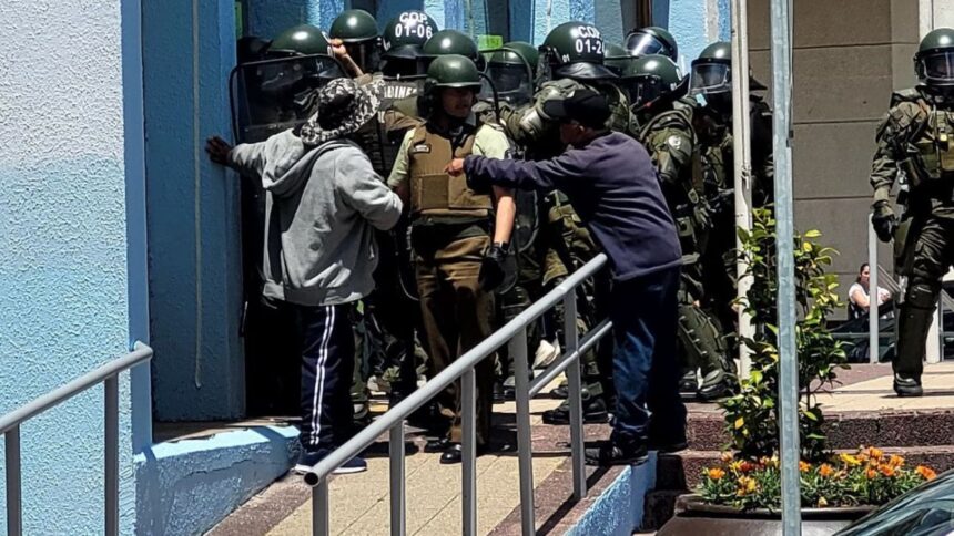 Protestas y reclamos de comerciantes por reubicación en Puerto Montt