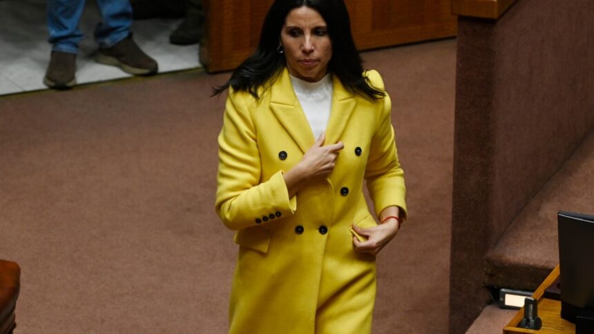 Propuesta de María José Gatica: aumentar pensiones de mujeres en $77.000