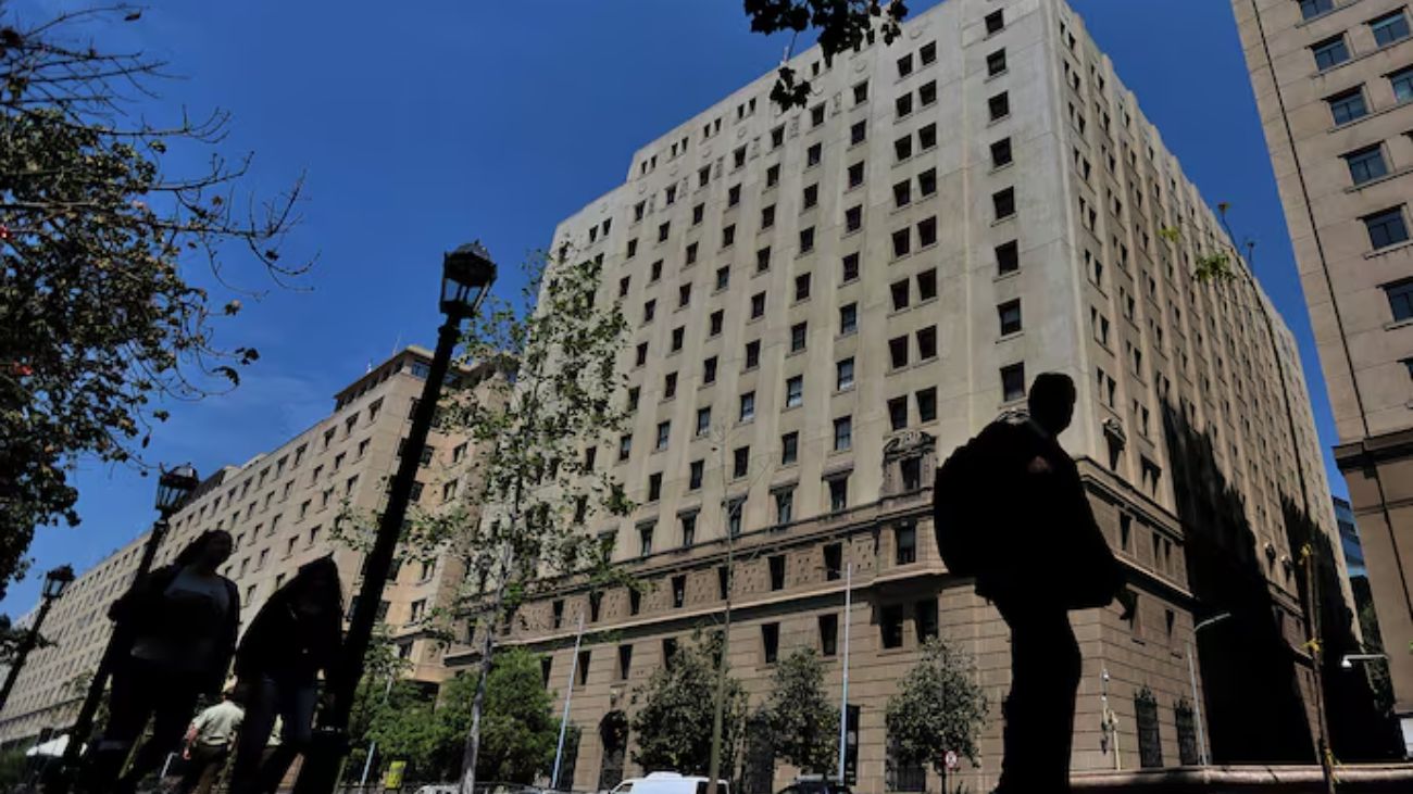 Trágica muerte en Ministerio de Hacienda: sumario administrativo en curso Trágica muerte en Ministerio de Hacienda: sumario administrativo en curso
