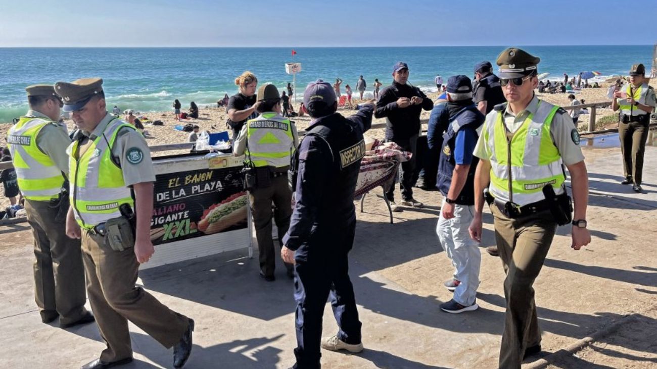 Más de 100 detenidos en Viña del Mar por fiscalización costera Más de 100 detenidos en Viña del Mar por fiscalización costera