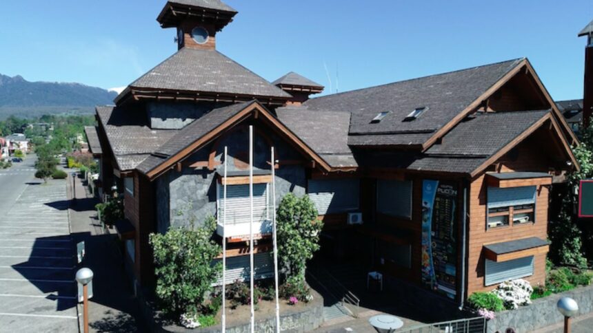 Polémica en Pucón: Concejales critican designación de administrador con antecedentes penales