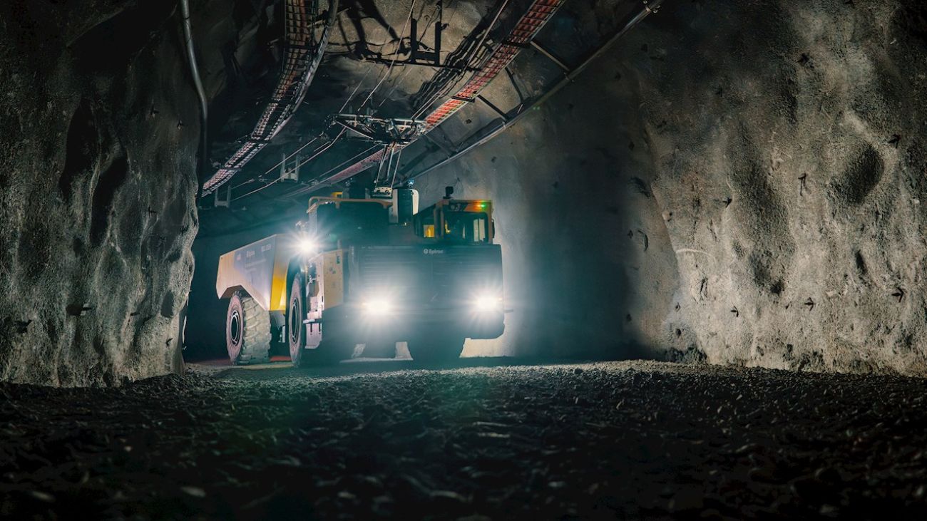 ABB y Epiroc colaboran para soluciones de trolebuses subterráneas en la descarbonización de la industria minera