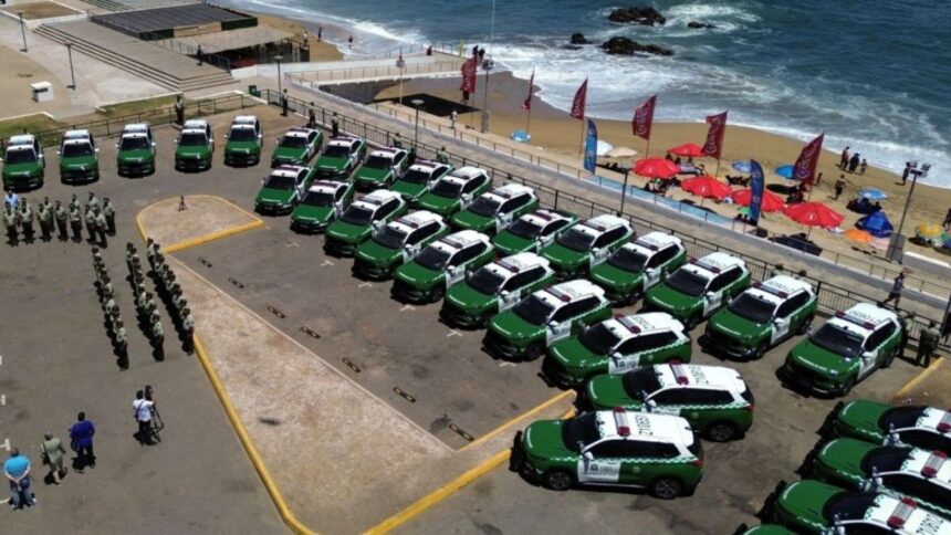 Entregan 32 nuevos vehículos policiales para seguridad en Valparaíso