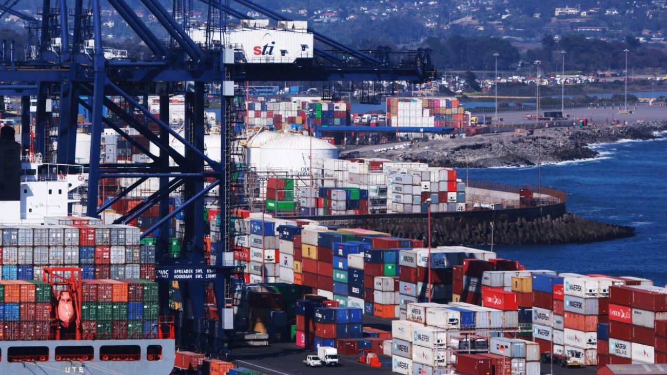 Trabajador portuario herido en San Antonio Terminal Internacional: rescate exitoso Trabajador portuario herido en San Antonio Terminal Internacional: rescate exitoso
