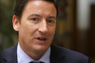 Presidente Republicano insta a Matthei a oponerse a reforma de pensiones