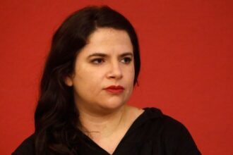 Ministra de la Mujer se pronuncia sobre muerte en Ministerio de Hacienda