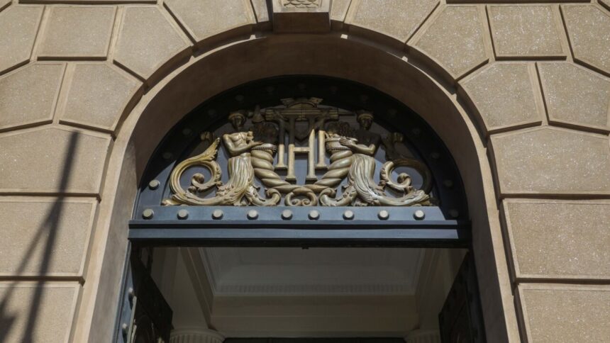 Diputados de RN piden investigación por muerte de funcionaria en Ministerio