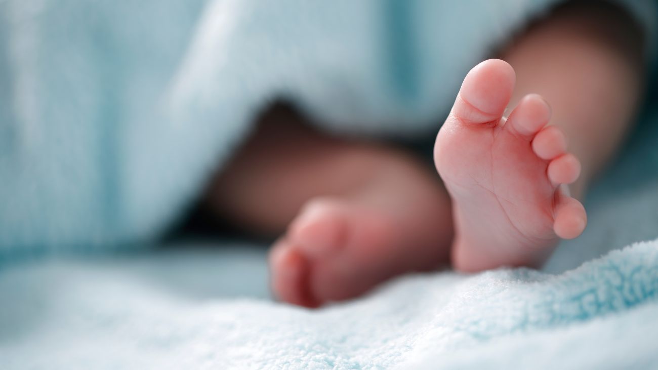 Detienen a padres y cuidadora de bebé abusada en Iquique Detienen a padres y cuidadora de bebé abusada en Iquique