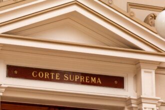 Corte Suprema respalda exclusión de estudiante moroso por universidad de Iquique