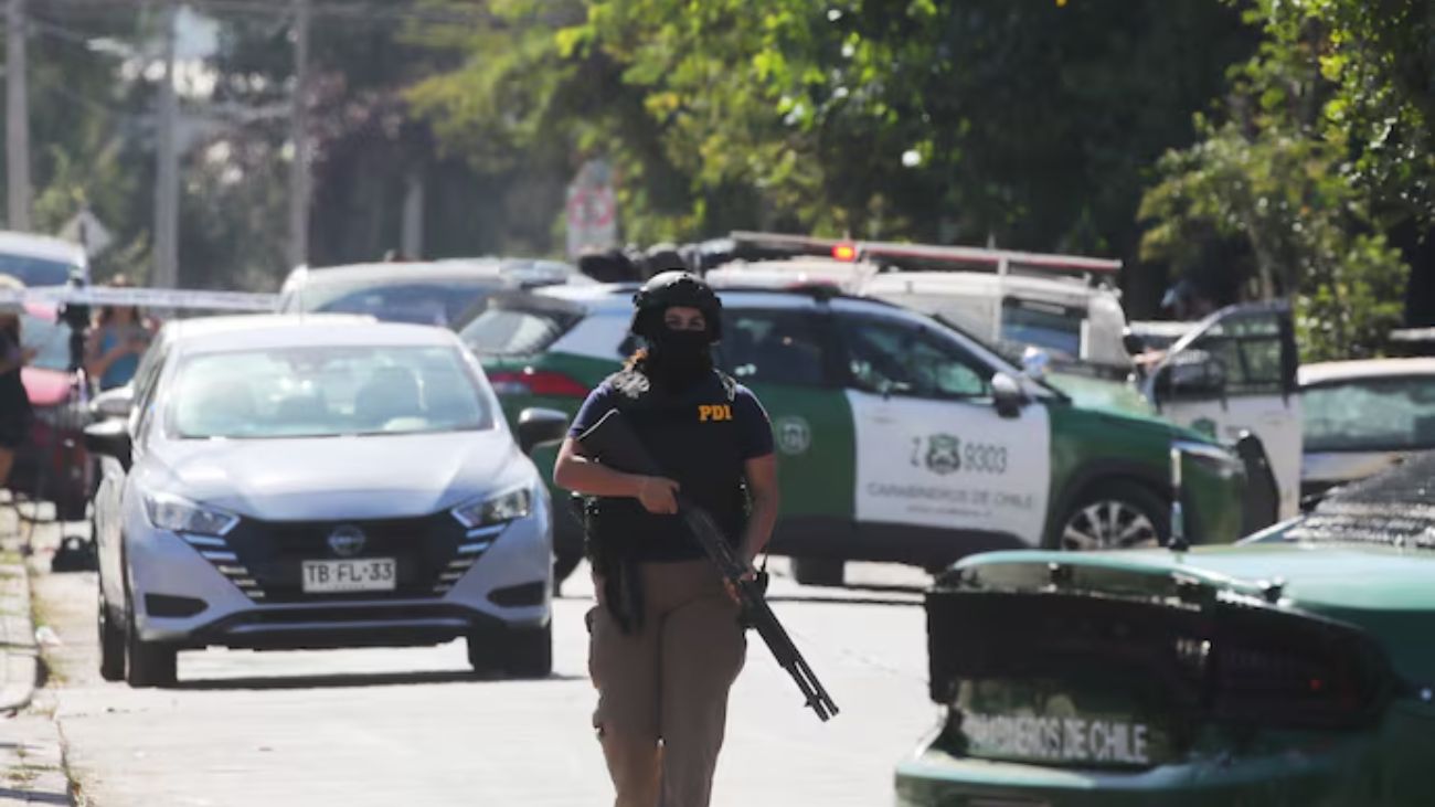 Balacera en Macul: dos muertos vinculados a guerra entre bandas Balacera en Macul: dos muertos vinculados a guerra entre bandas