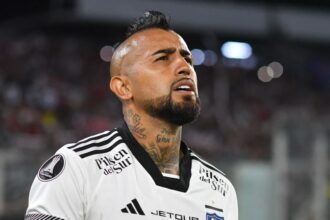 Arturo Vidal celebra nuevos refuerzos y proyecta éxito para Colo Colo