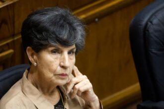 Isabel Allende decide guardar silencio en investigación de compra de casa