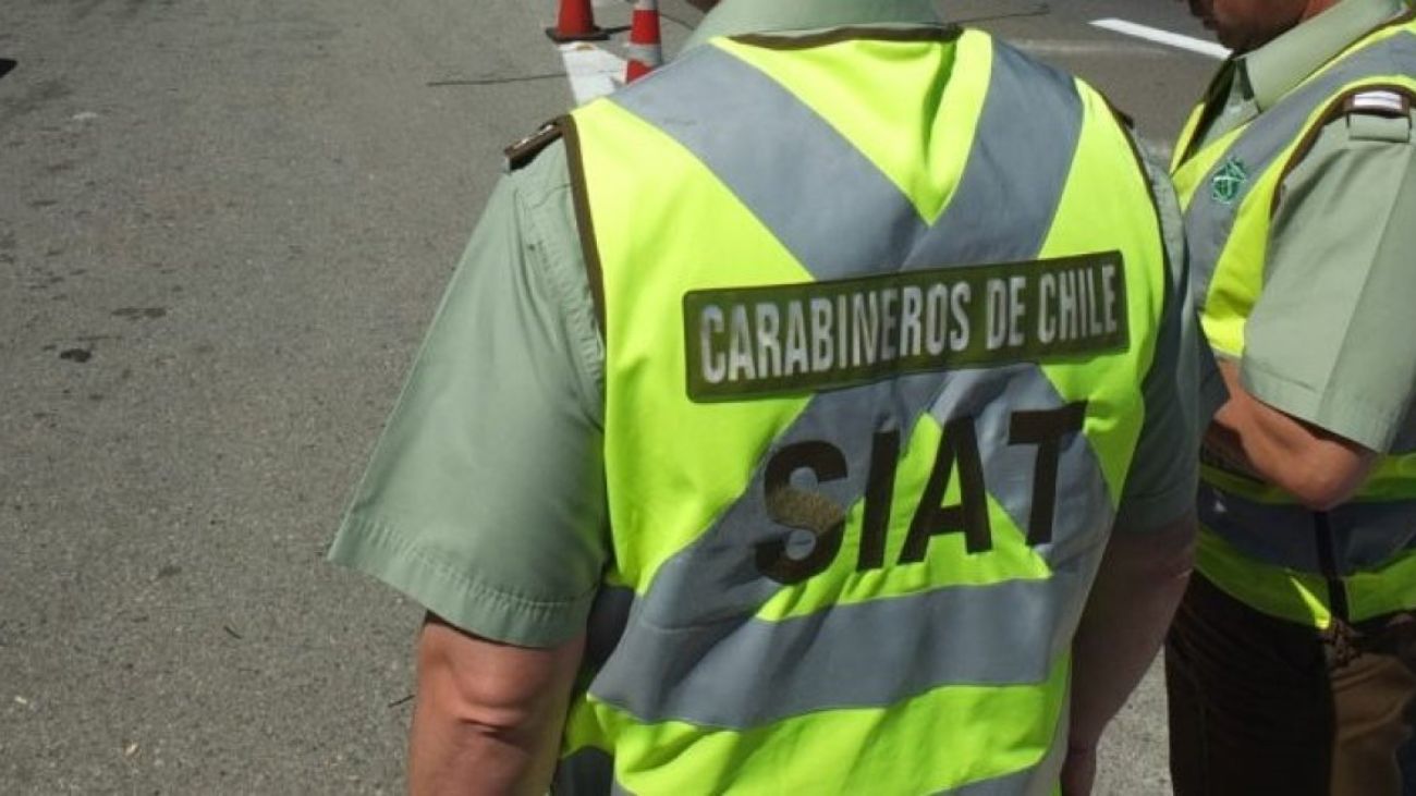 Conductor se fuga con pasajera durante fiscalización vehicular en Las Condes Conductor se fuga con pasajera durante fiscalización vehicular en Las Condes