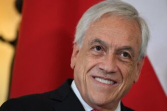 Debate en Senado por estatua de Piñera: ¿merece homenaje?