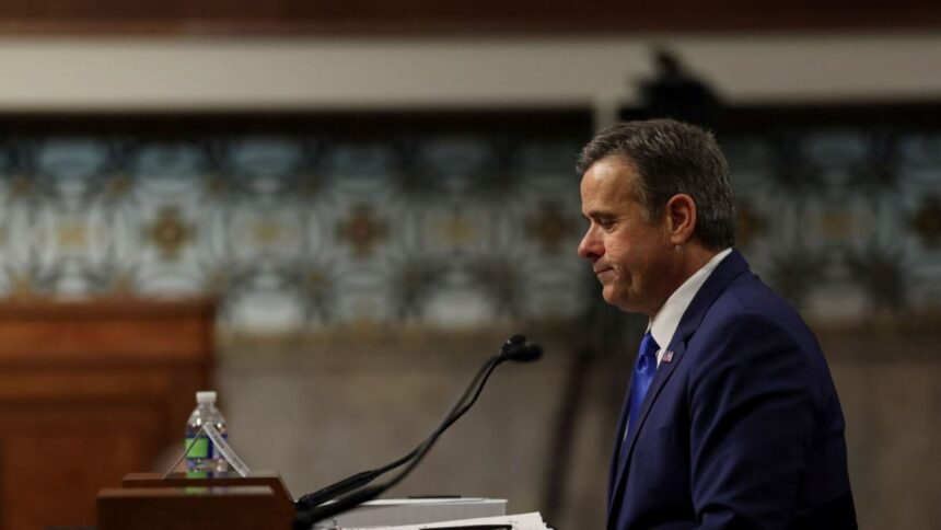 CIA considera más probable origen del COVID-19 en laboratorio chino