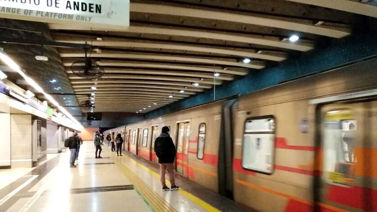 Balacera en Metro de Santiago: Investigación por Menor Herido en Barrancas Balacera en Metro de Santiago: Investigación por Menor Herido en Barrancas