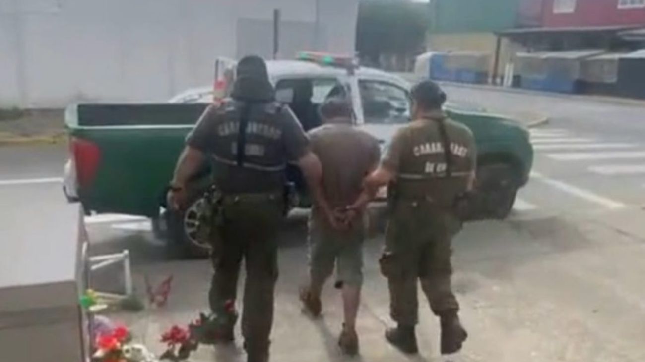Detenido en Carahue por iniciar incendio forestal: impacto ambiental y medidas judicial Detenido en Carahue por iniciar incendio forestal: impacto ambiental y medidas judicial