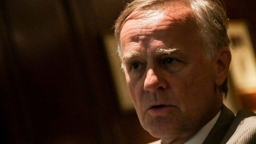 Economista a favor de Reforma Previsional y señala aspectos mejorables