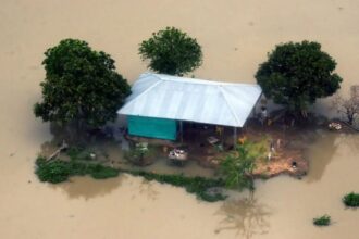 Inundaciones devastadoras en Colombia: deslizamientos y respuesta de emergencia