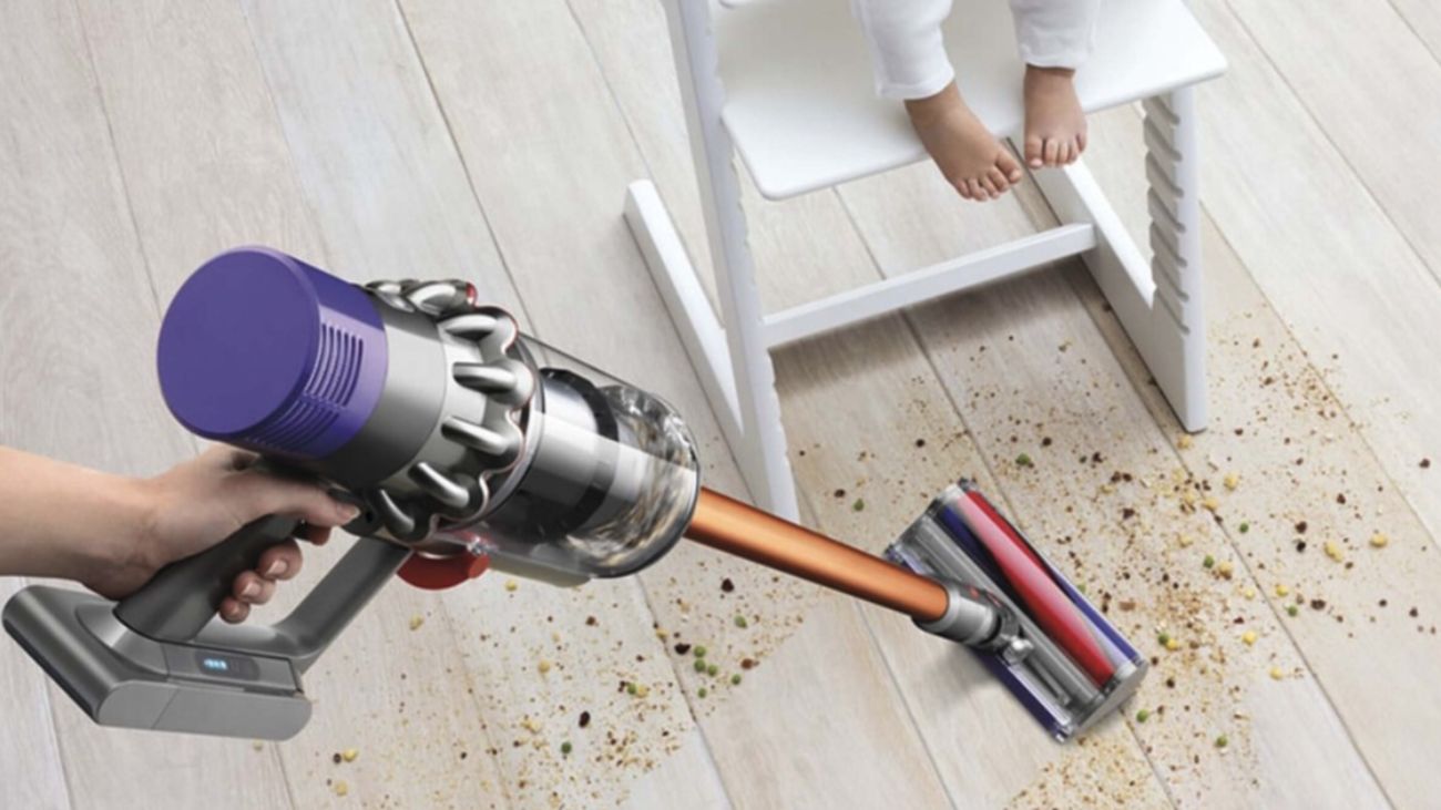 MediaMarkt lanza la oferta especial de la aspiradora Dyson v8 Advance MediaMarkt lanza la oferta especial de la aspiradora Dyson v8 Advance