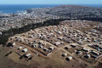 Dirigentes buscan solución con cooperativas para evitar desalojo en San Antonio