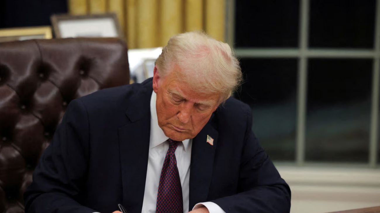 Despidos en el Departamento de Justicia de EE.UU. tras intervención en casos contra Trump