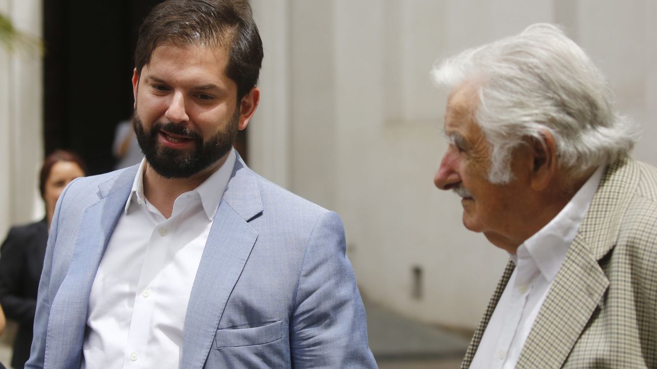 Presidente Gabriel Boric fortalecerá la cooperación con Uruguay en visita oficial Presidente Gabriel Boric fortalecerá la cooperación con Uruguay en visita oficial