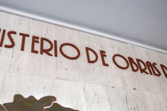 Denuncian subcontratación irregular de empresas extranjeras en obras del Puente Industrial