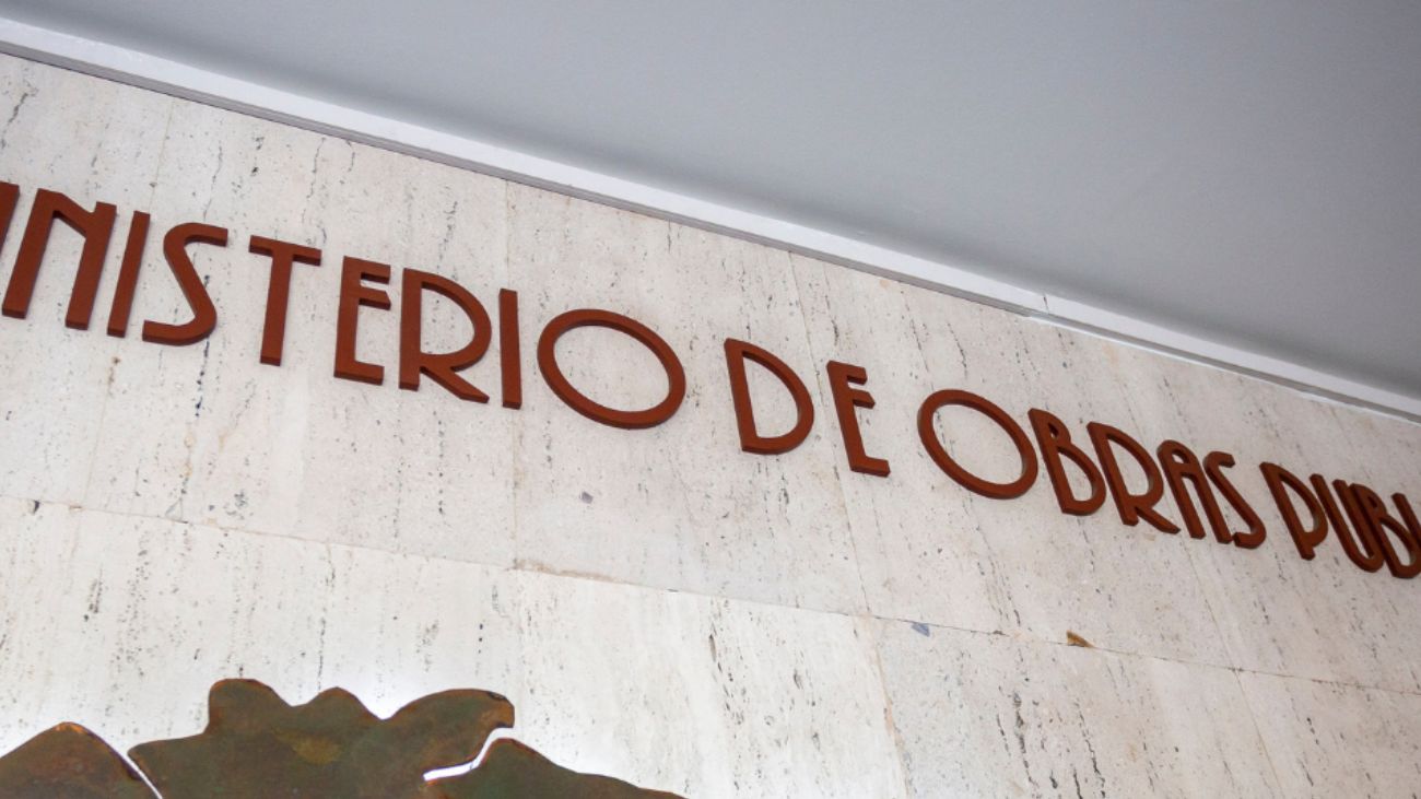 Denuncian subcontratación irregular de empresas extranjeras en obras del Puente Industrial Denuncian subcontratación irregular de empresas extranjeras en obras del Puente Industrial