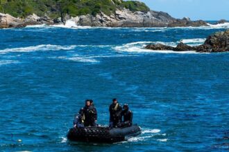 Militares en naufragio de Los Lagos: labor heroica en emergencia