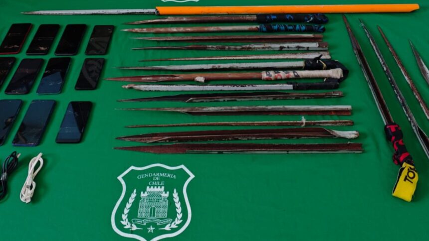 Incautaciones de armas y celulares en Centro Penitenciario de San Antonio