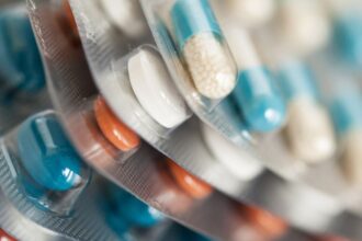 Operativo en Ancud: detenidos por tráfico de medicamentos ilegales