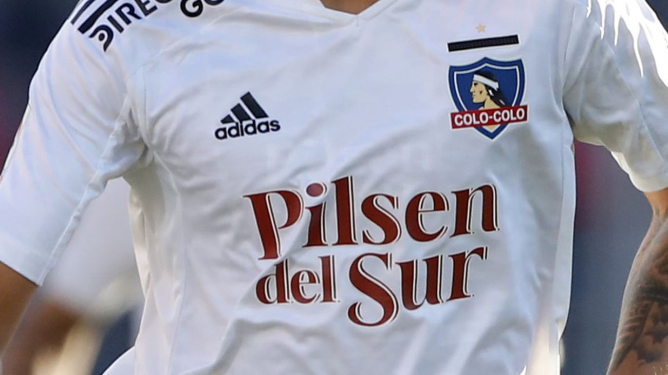 Jugadores de Colo Colo obtuvieron licencias con influencias indebidas Jugadores de Colo Colo obtuvieron licencias con influencias indebidas