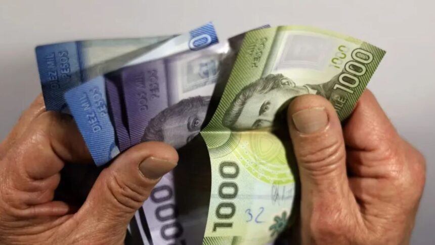 Cobra el Bono Docente: $2.000.000 para Adultos Mayores en 2025